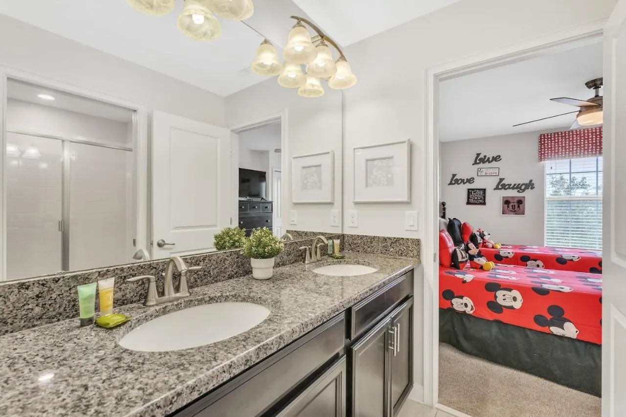 6 Bedroom Star Wars & Mickey Home In Championsgate Home Four Corners Holiday home